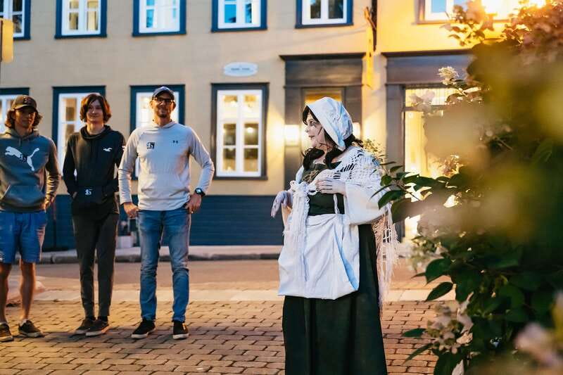 Quebec Interactive Street Theatre: "Crimes in New France" - Who should book this evening walk?