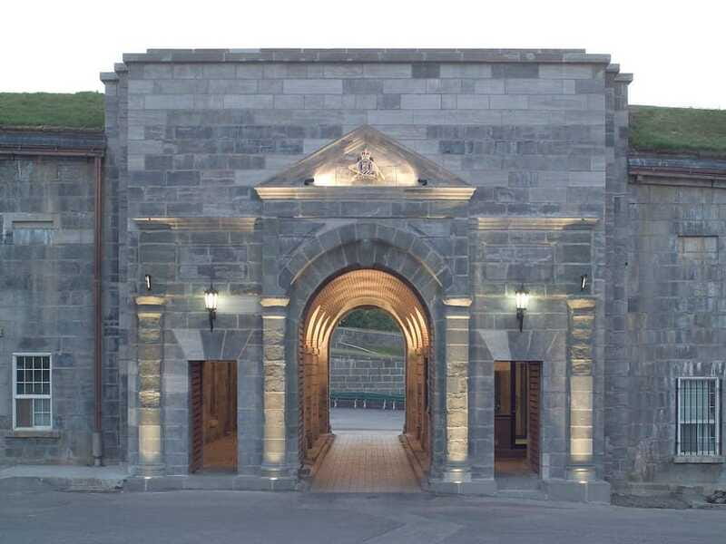 Quebec: La Citadelle de Québec Ticket and Guided Tour - Booking and Timing Tips