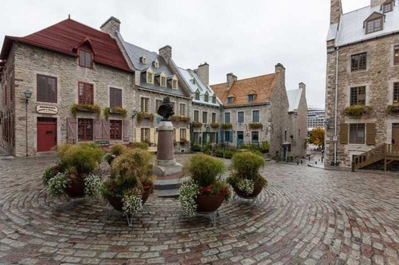 Quebec : Old Town Walking Tour With A Local Guide - Who should book this Old Québec walk
