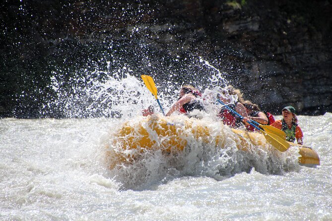 Rafting Athabasca Falls Run in Jasper - What the eight-person rafts feel like