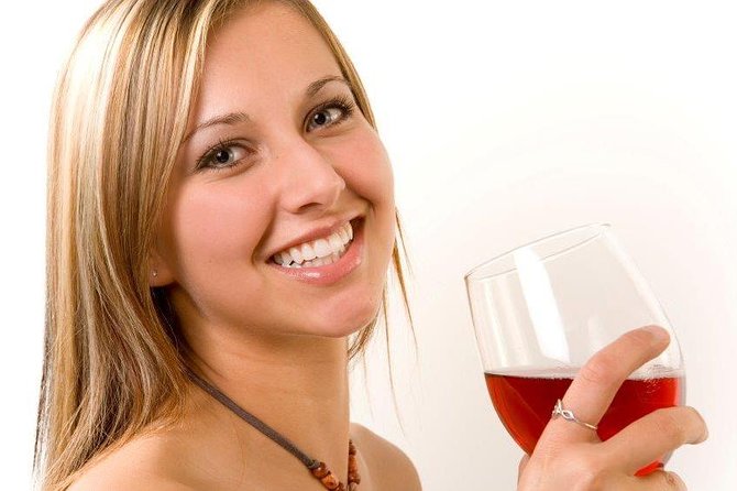 Relaxing Afternoon Wine Tour through Niagara's Wine Country - Timing, weather, and the right season