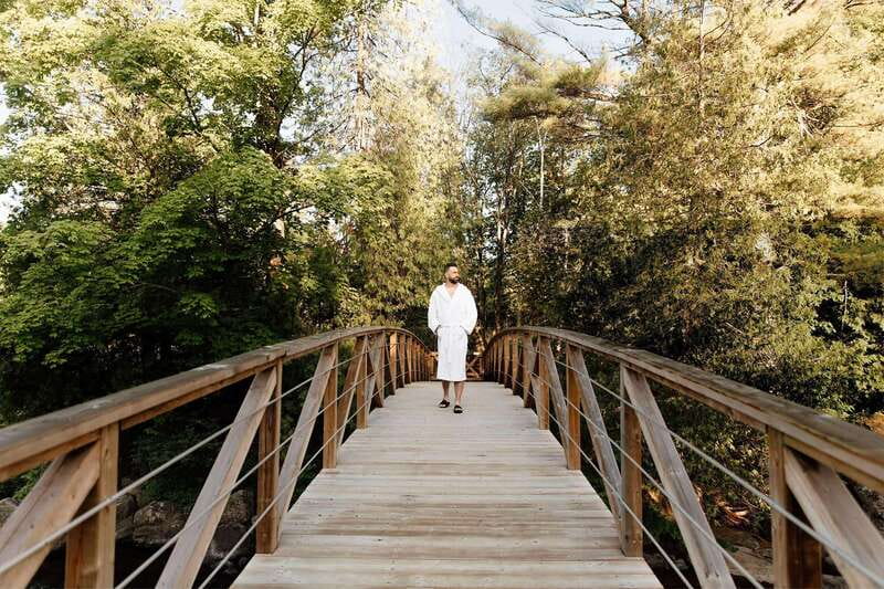 Saint-Sauveur: relaxation session in a Nordic thermal spa - What your day at Strøm Saint-Sauveur looks like