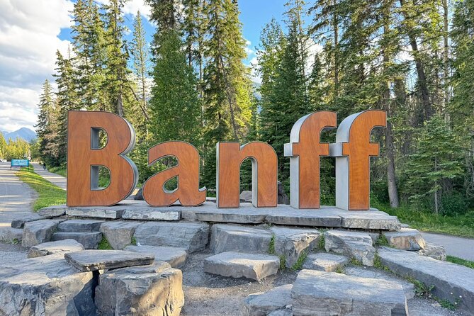 Shared Tour: Lake Louise & Emerald Lake from Canmore/Banff - Key points to know before you book