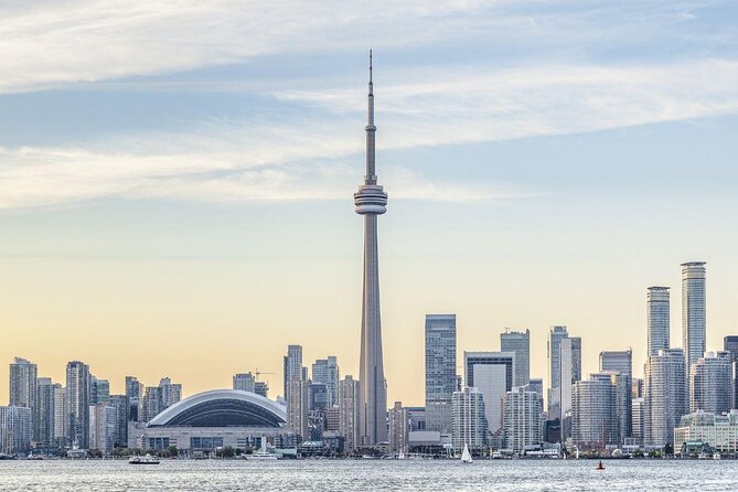 Show me the City! A Small Group Walking Tour of Toronto - Why this three-hour route works