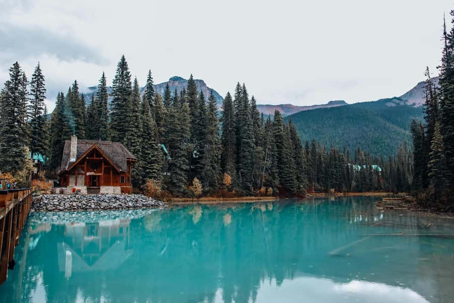 Small Grp: Emerald Lake (Optional Canoe) & Takakkaw Falls - Guides, group size, and the human side