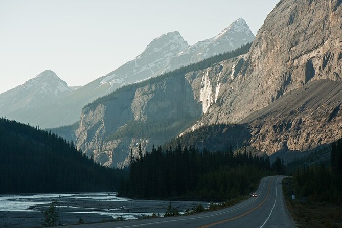 Smartphone Audio Driving Tour between Banff and Calgary - The mountains become characters