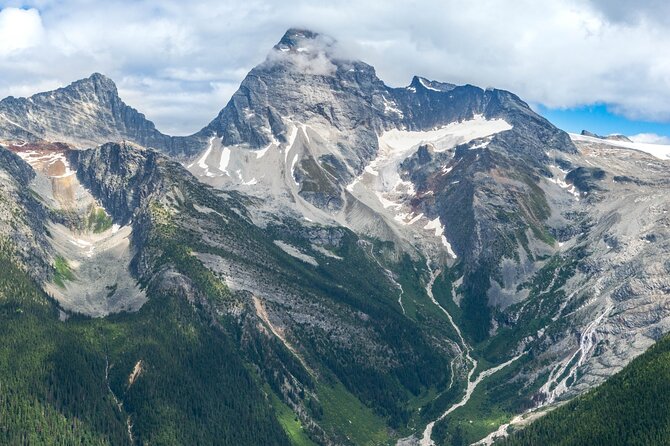 Smartphone Audio Driving Tour between Kamloops & Revelstoke - Communities, language, and winter sport