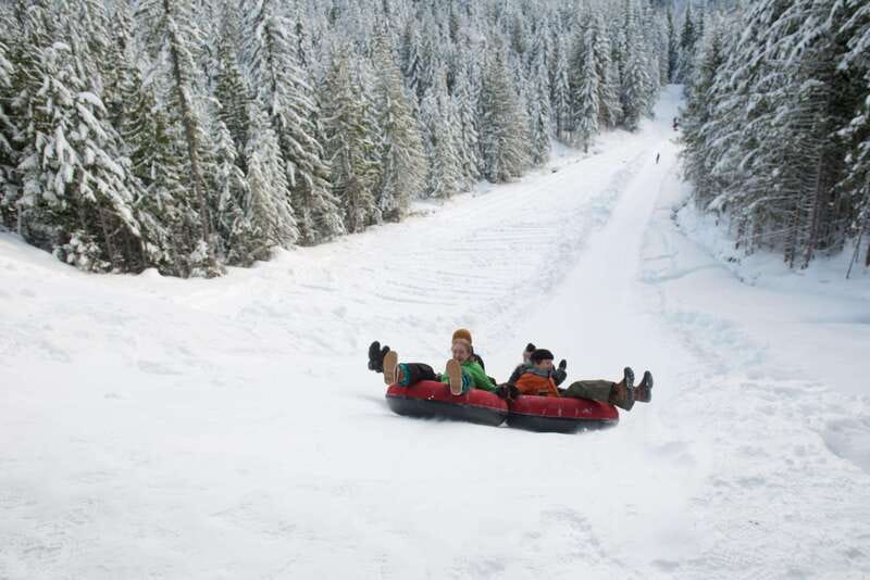 Squamish: Sea to Sky Gondola Admission Ticket - Food, drinks, and a comfortable pause at the top