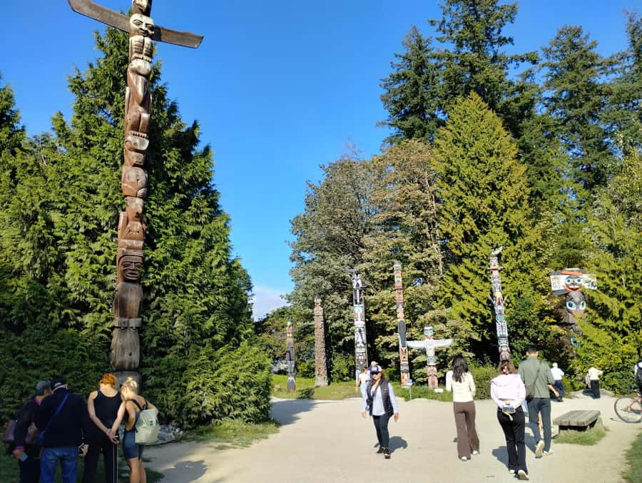 Stanley Park CarTour:SmallGroup/Comfort&CheaperThan BikeTour - Third Beach and Lost Lagoon