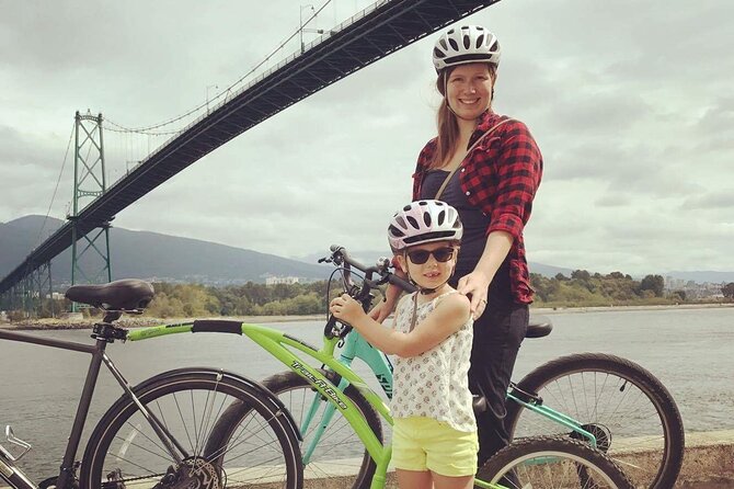 Stanley Park & Downtown - Vancouver Bike Tours - The seawall, beaches, and Stanley Park’s big views