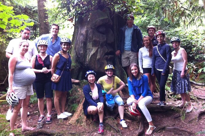 Stanley Park & Downtown - Vancouver Bike Tours - What the guide adds to the ride