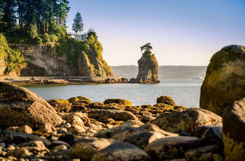 Stanley Park Self Guided Bike Tour - Starting at Spokes Bike Rental on West Georgia Street