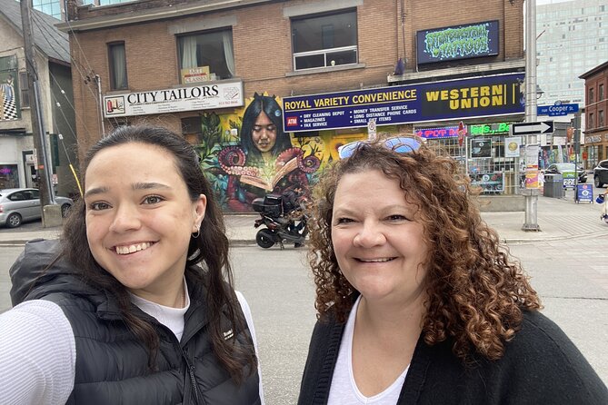 Street Art Exploration Game and Self-Guided Tour in Ottawa - Finishing at KindComments Mural on Bank Street