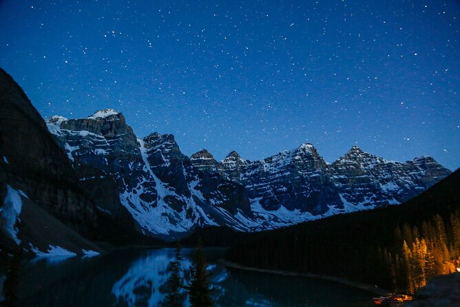 Sunset at Moraine Lake & Stargazing Tour from Canmore/Banff - Comfort, clothing, and the late finish