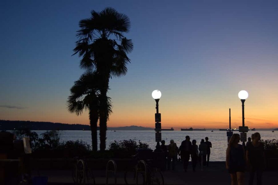 Sunset Bus Tour: Stanley Park & English Bay Photostops - The long downtown drive between the two stops