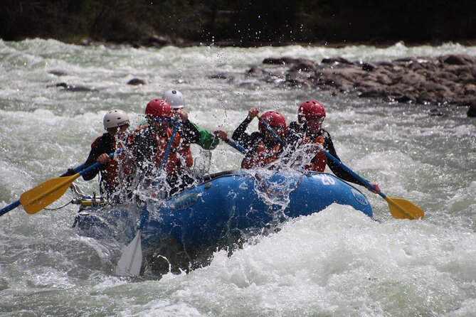 Sunwapta River Self-Drive Rafting Trip - Paddling, safety, and the cold-water reality