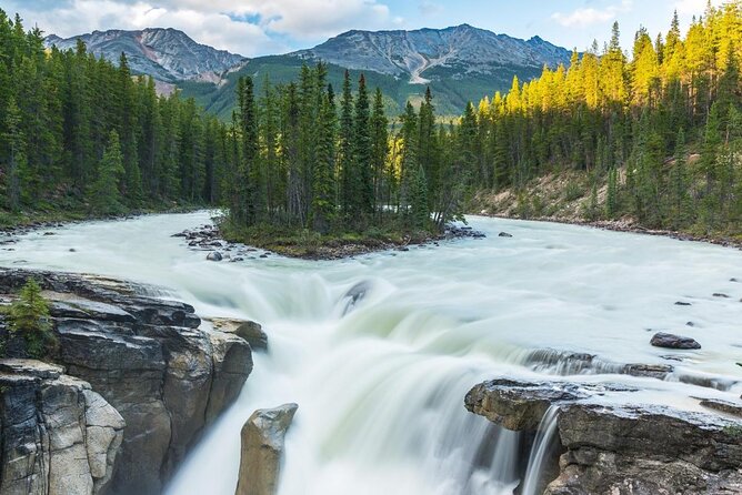 Sunwapta River Self-Drive Rafting Trip - Driving south from Jasper to the launch point
