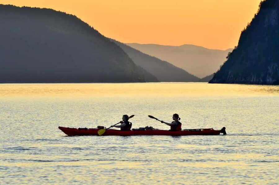 Tadoussac: Guided Sea Kayaking Adventure - Getting ready at Anse-de-Roche
