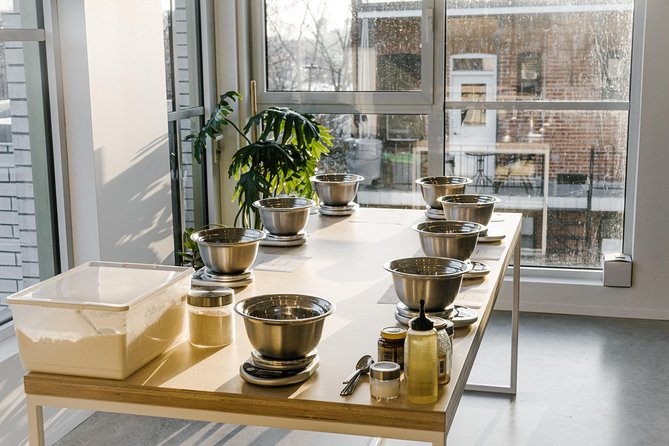 The Bagel Class presents : Montreal Bagel Making Workshop! - Group size and the home setting