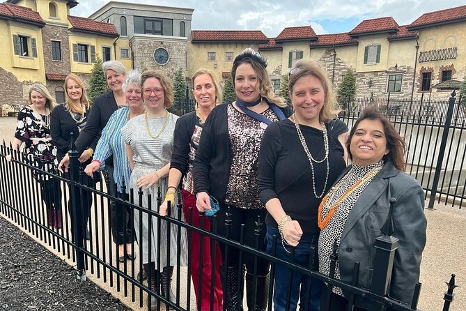 THE CHEERS TOUR: Niagara-on-the-Lake Wine and Cheese Tour - Chateau des Charmes brings a larger estate setting