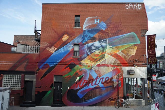 The Original Montreal Mural Arts Tour by Spade & Palacio - What the guides add to the walls