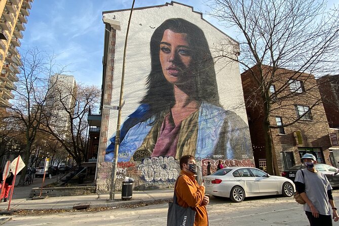 The Original Montreal Mural Arts Tour by Spade & Palacio - Why the small group matters