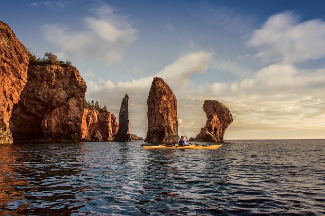 Three Sisters Sea Kayaking Day Tour - A picnic in a secluded cove