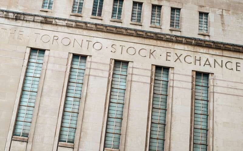 Toronto: 2-Hour Downtown Walking Tour - Finishing at St. Lawrence Market