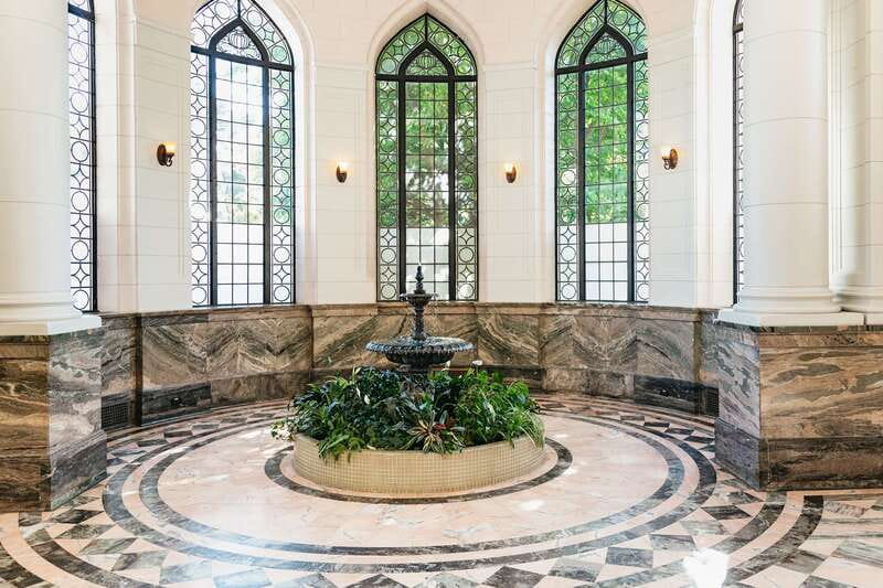 Toronto: Casa Loma Entry Ticket - Climb the Towers and Walk the Gardens