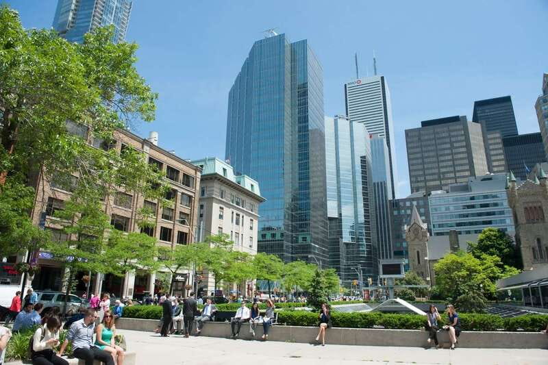 Toronto: City Highlights Walking Tour | 3-Hour - Old City Hall and Nathan Phillips Square