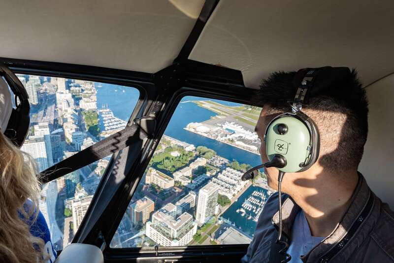 Toronto: City Sightseeing Helicopter Tour - Weather, timing, and the practical details