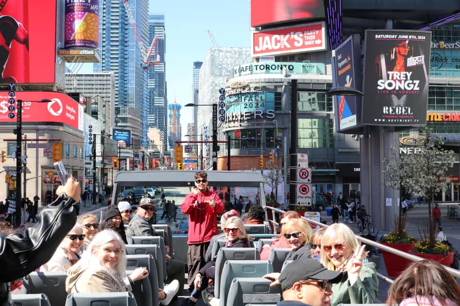 Toronto City Tour: 2-Hour Open-Top Experience - Key points to know before boarding