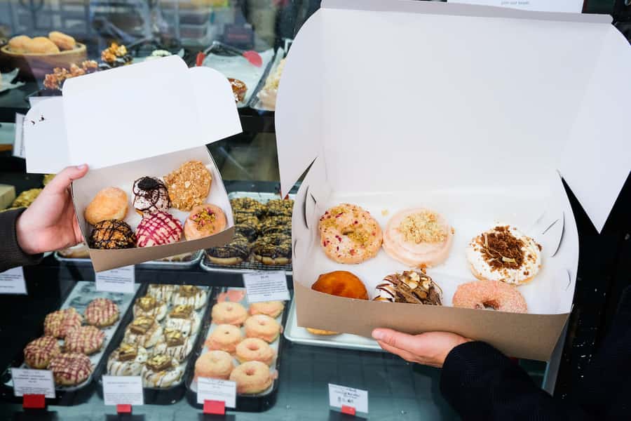 Toronto: Guided Donut Walking Tour with Tastings and Coffee - Finishing at Dipped Donuts