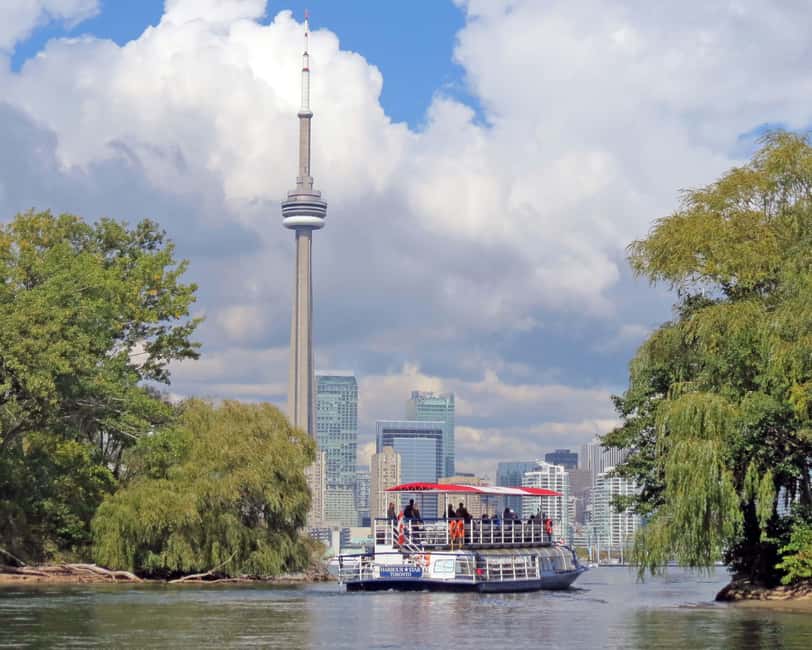 Toronto: Guided Harbour and Islands Sightseeing Cruise - A short ride with a useful safety briefing