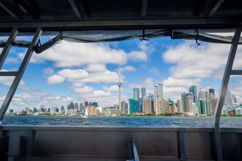 Toronto: Harbor and Islands Sightseeing Cruise - Entering the Toronto Islands and their quiet lagoons