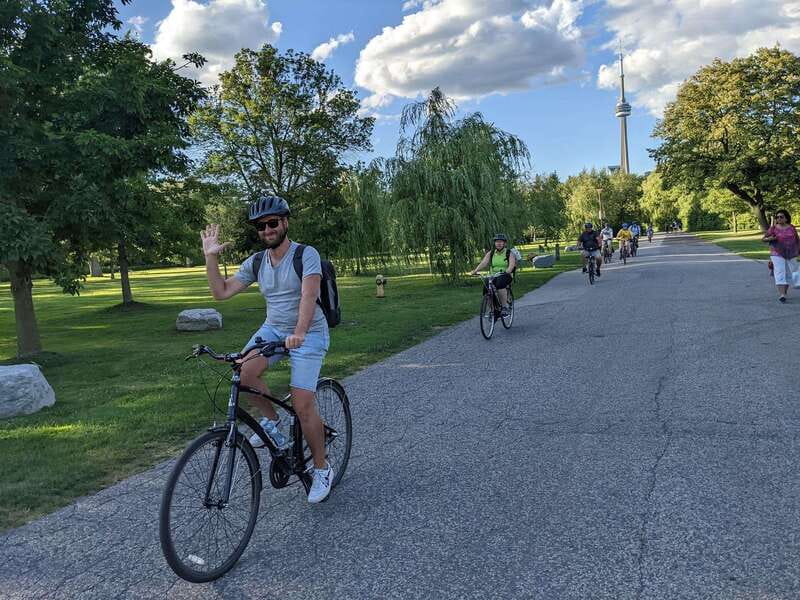 Toronto Islands: Morning or Twilight 3.5-Hour Bike Tour - Crossing the harbor by ferry