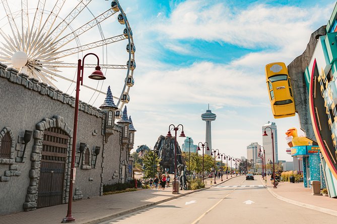 Toronto & Niagara Falls 2 Days Tour - Guides, buses, and the rhythm of the group
