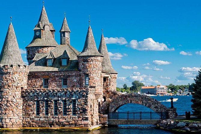 Toronto, Niagara Falls & Thousand Islands VIP 2–Day Trip - The schedule is efficient, not leisurely