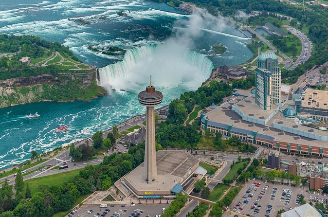 Toronto, Niagara Falls & Thousand Islands VIP 2–Day Trip - Who should book this two-day trip?