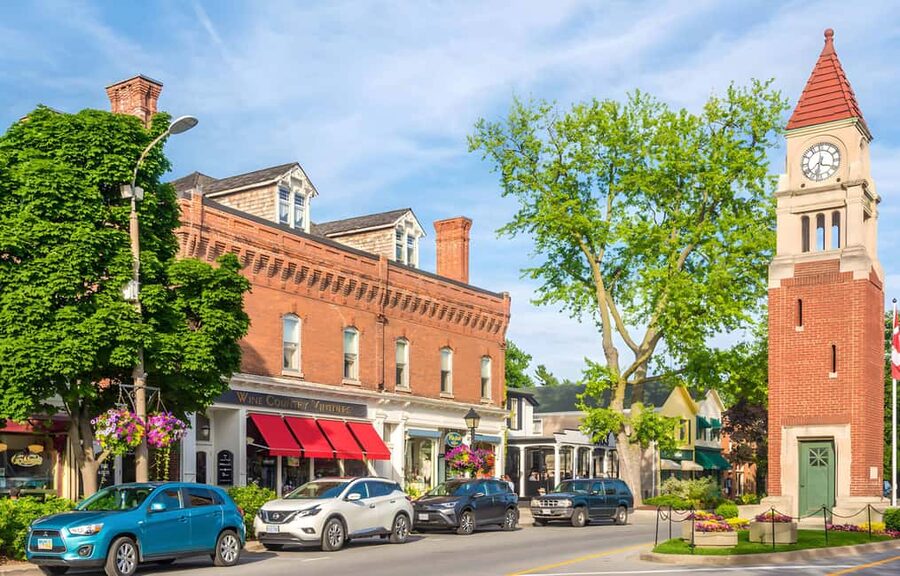 Toronto: Niagara-on-the-Lake, Wine Tasting & Chocolate Tour - Practical booking advice