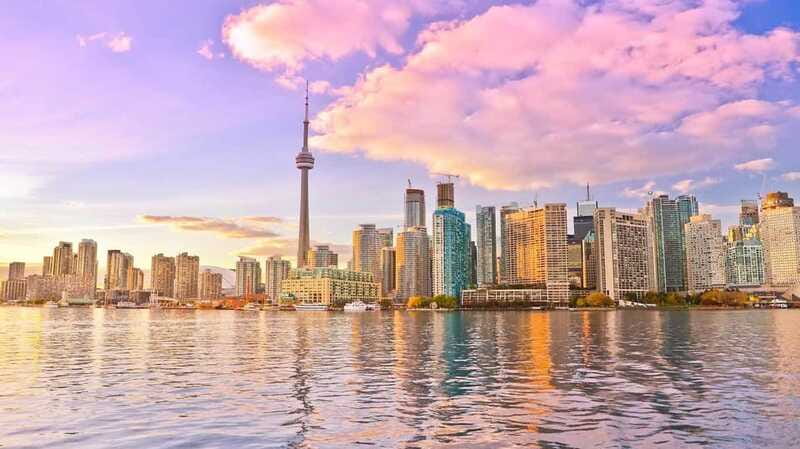 Toronto: Premium Harbor Cruise with Lunch, Brunch, or Dinner - Food, service, and the onboard mood