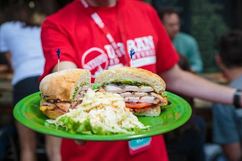 Toronto: Private Food Discovery at the St Lawrence Market - What the private format adds