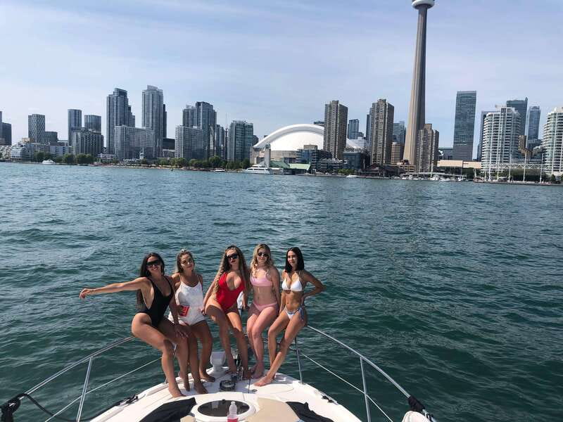 Toronto: Private Luxury Yacht Sightseeing Cruise & Prosecco - Leaving From Toronto’s Private Yacht Dock