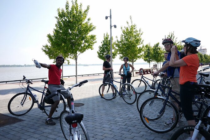Toronto: Private Walking Tour With A Guide (Private Tour) - Starting with your own Toronto priorities