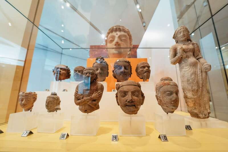 Toronto: Royal Ontario Museum Admission Ticket - Give the First Peoples galleries proper time
