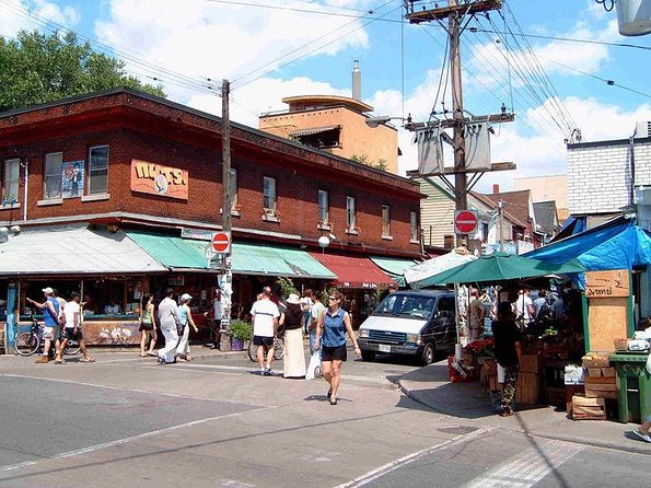 Toronto's International Food Tour - Kensington Market - Key points at a glance