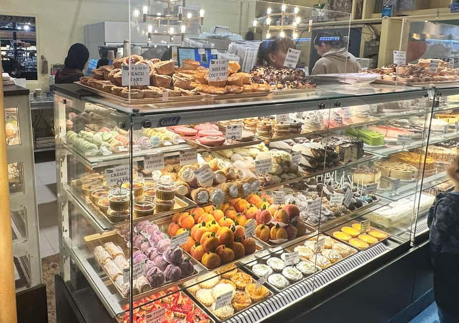 Toronto: St Lawrence Market Food Tour with 6 Tastings - The final butter tart