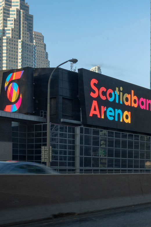 Toronto: Toronto Maple Leafs Game Ticket at Scotiabank Arena - Who should book this game?