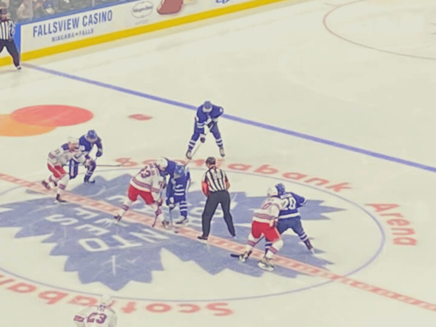 Toronto: Toronto Maple Leafs Game Ticket at Scotiabank Arena - Getting into Scotiabank Arena with your phone