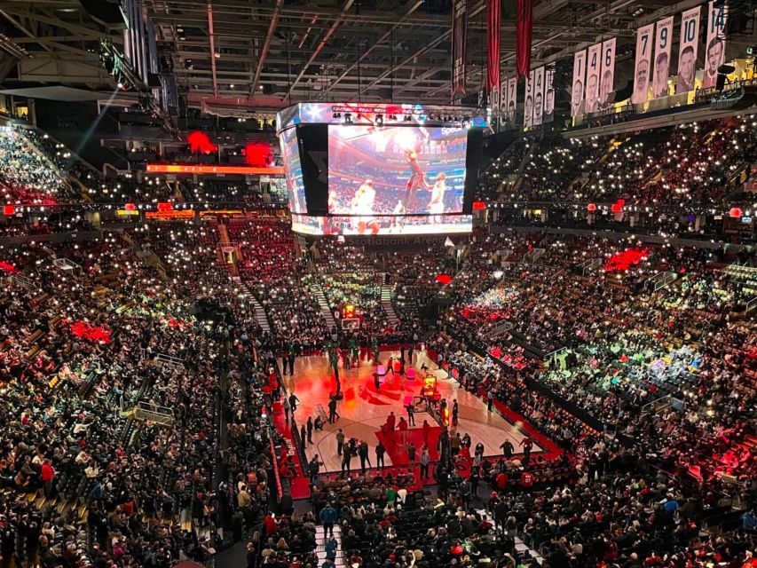 Toronto: Toronto Raptors NBA Game Ticket at Scotiabank Arena - Why a Raptors game feels especially Canadian